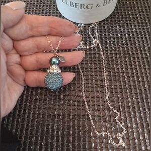 Hillberg & Berk Blue Sparkle Ball Long Silver Necklace